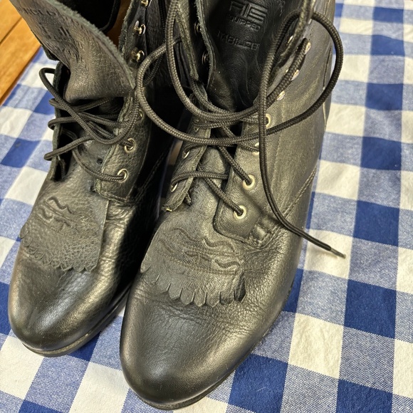 BLACK LEATHER Ariat Women's Heritage Lacer II Western Boot 7.5 Gently used. - Picture 1 of 7